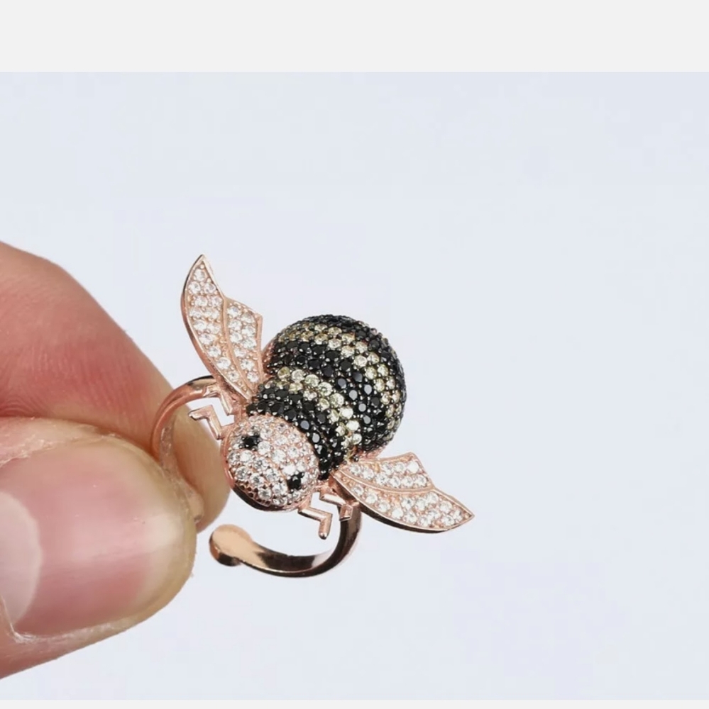 Sweet onyx & topaz bumble bee ring sz6 adjustable - Picture 3 of 4